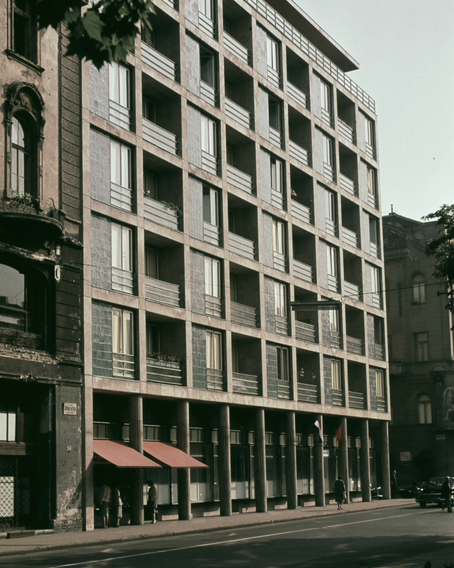 Apartments József Attila street 22